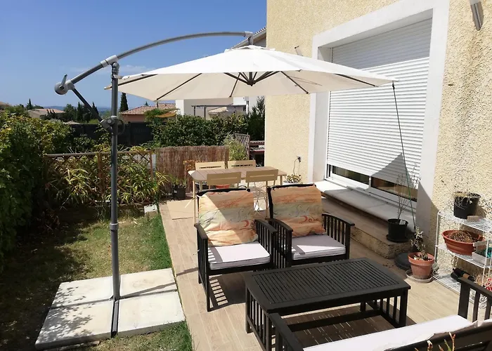 Hotes Jacuzzi Climatiseur Provence Bed and breakfast Tulette
