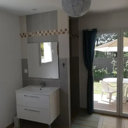 Hôtes Jacuzzi Climatiseur Provence