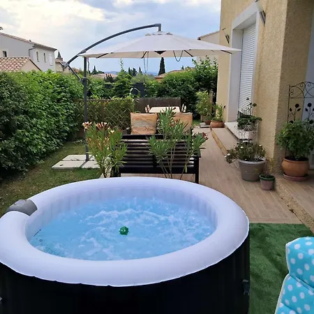Panzió Hotes Jacuzzi Climatiseur Provence